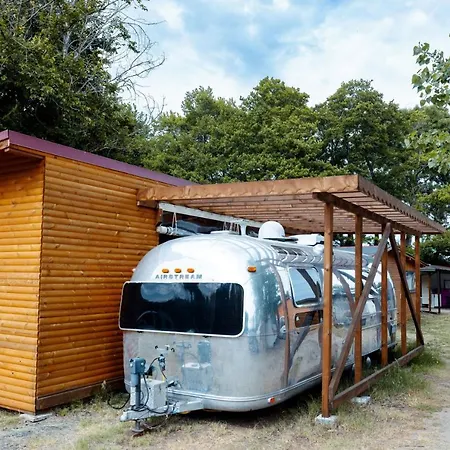 Camping Luxury Vintage Airstream Rv/caravan Retro Charm Meets Comfort *