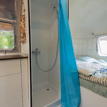 Luxury Vintage Airstream Rv/caravan Retro Charm Meets Comfort Camping